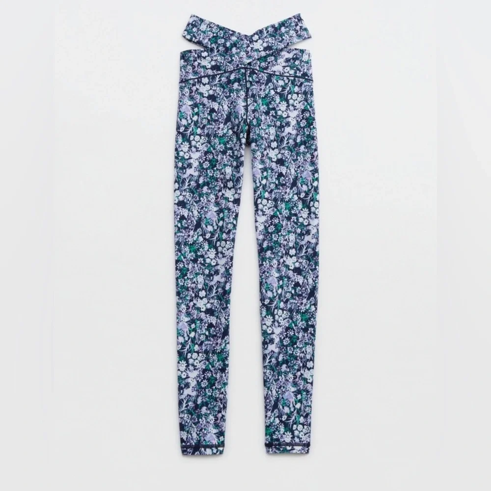 AERIE Criss Cross V Band Blue & Green Floral Stretch Spandex Leggings Pants Sz M - Picture 3 of 13